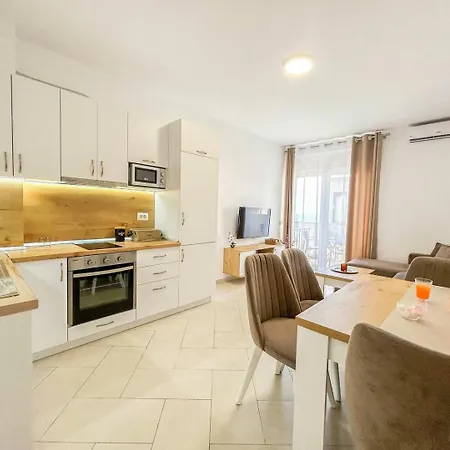 Durres By As Appartement Golem (Tirana)